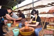 梦见白蛇成本乱象与虚假宣传夹击 建盏产业如何破局？